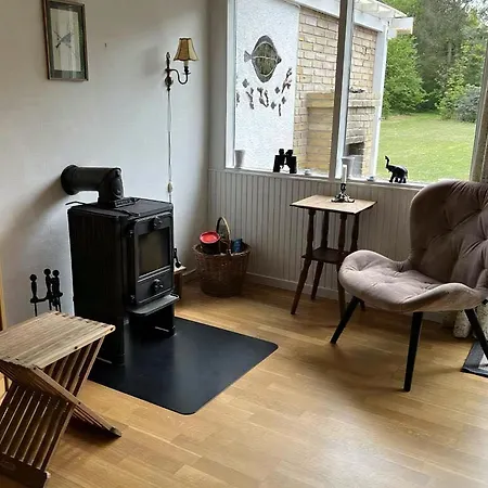 Charming Summer House With A Large Sunny Garden Vejby