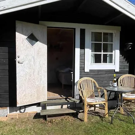 Charming Summer House With A Large Sunny Garden Vejby